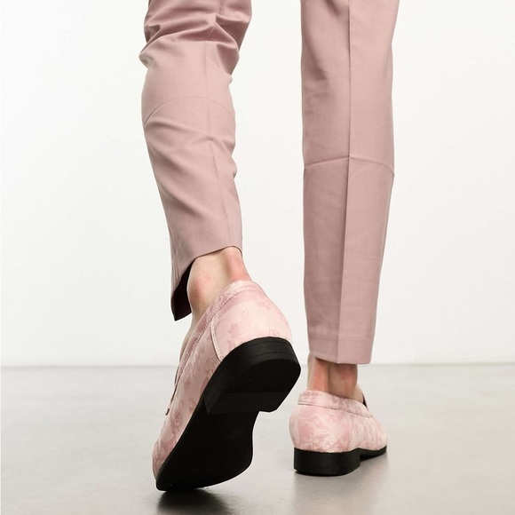 ASOS DESIGN loafers in pink jacquard print - Picture 3 of 6